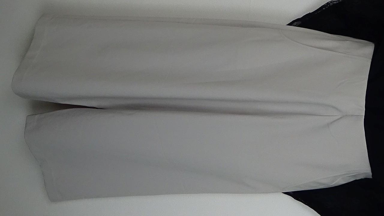 【petit quatre】パンツ