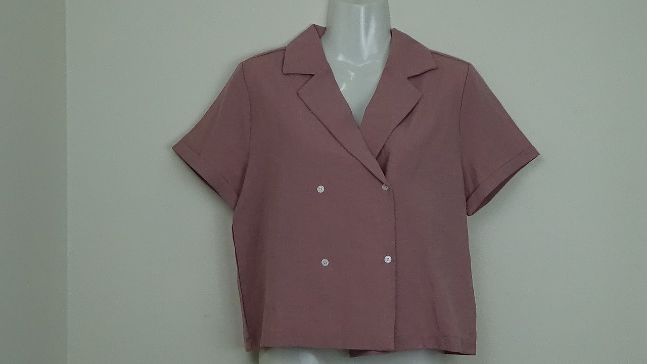 【three DANBEE】半袖シャツ