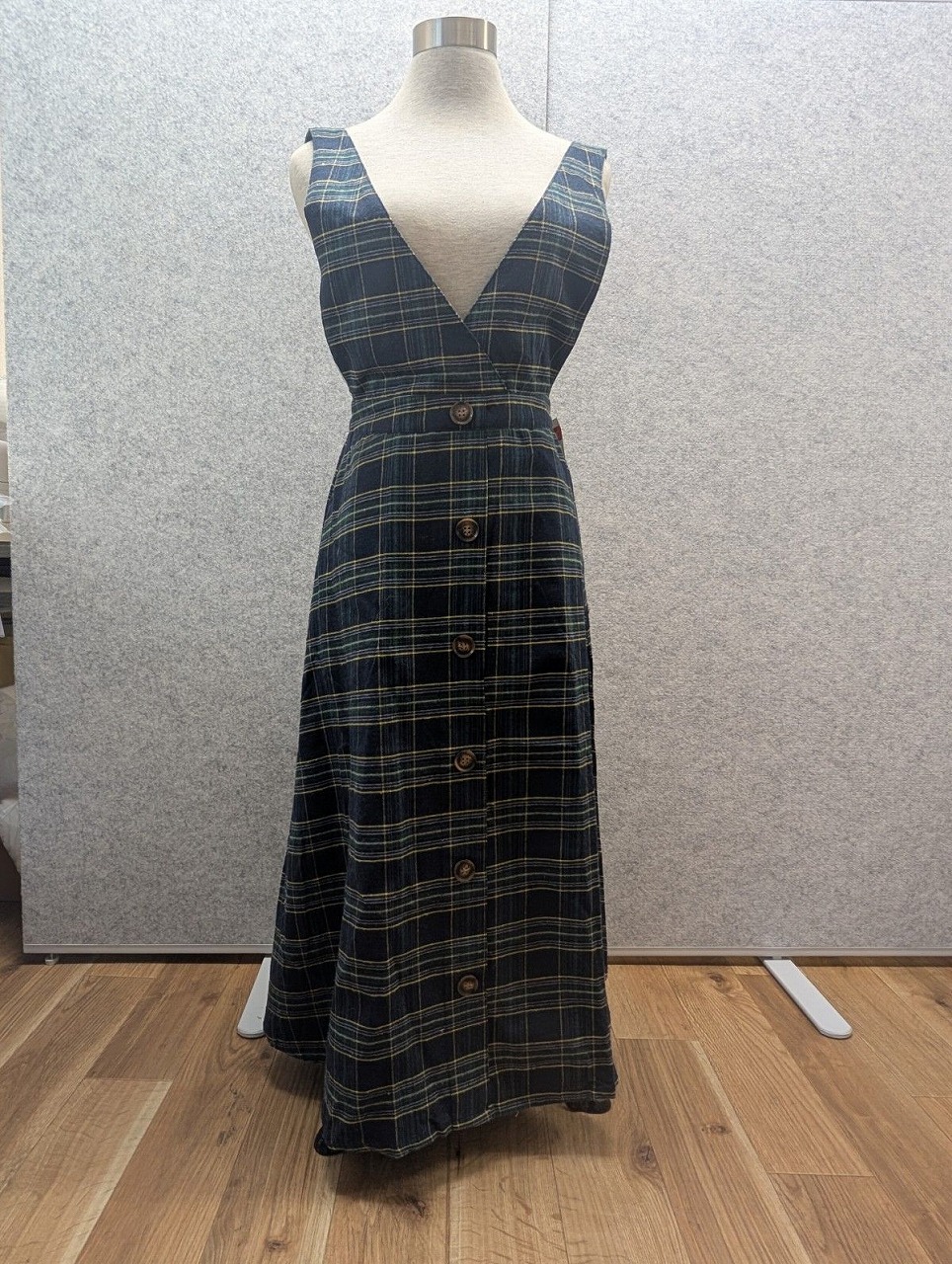 【新品・未使用】QUALITY ジャンパースカート