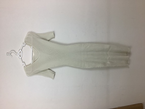 ニットワンピース