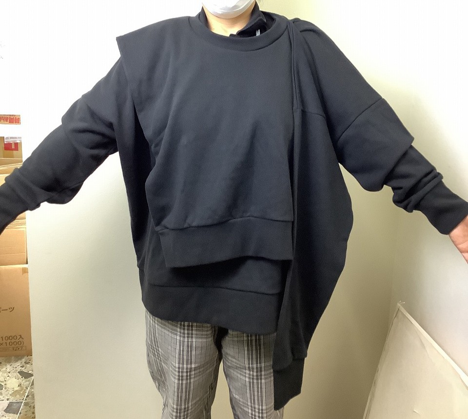 【SHEER flow】変形トップス